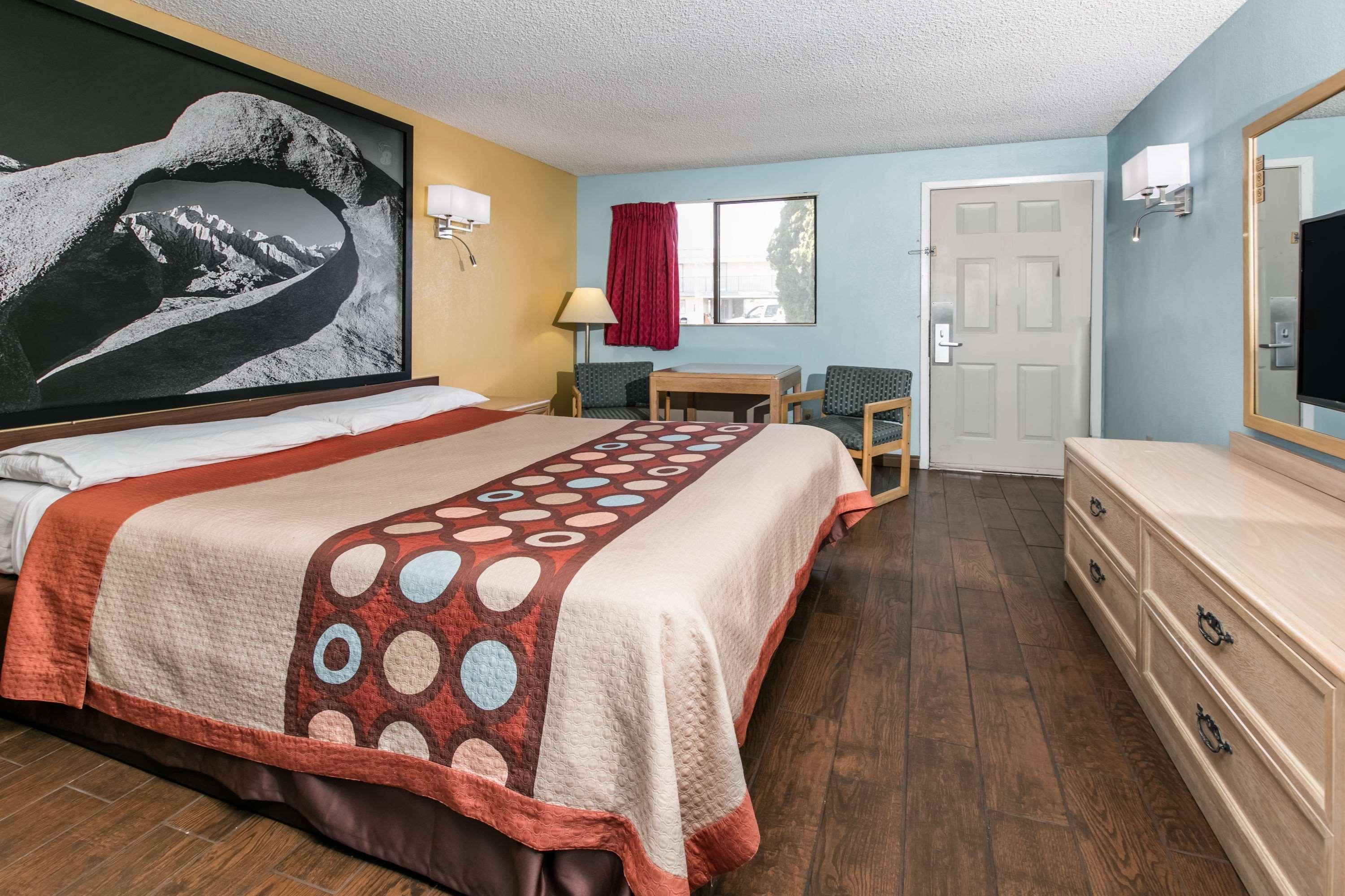 Super 8 By Wyndham